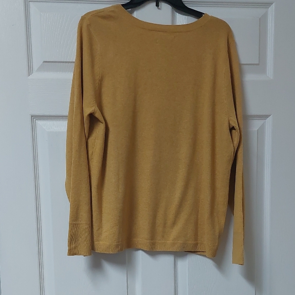 Croft And Barrow Women's Mustard V-Neck Sweater - Picture 7 of 8